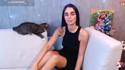 Snapshot of passionate_lora_ chatting on 01-09-25, 03:36 I am Lora and i am glad to see you in my room online show from 01-09-25, 03:36