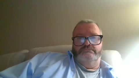 passporttraveler1 online show from 12-27-24, 01:32