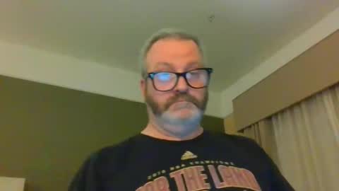 passporttraveler1 online show from 01-21-25, 02:22