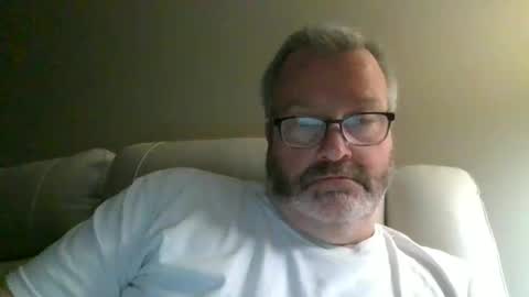 passporttraveler1 online show from 04-17-26, 01:19