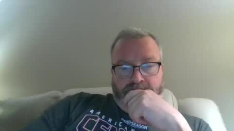 passporttraveler1 online show from 04-24-26, 01:52