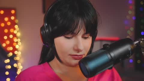 Snapshot of patricia_bennett chatting on 12-22-24, 06:48 Patricia online show from 12-22-24, 06:48