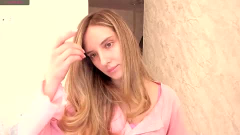 Snapshot of patricia_blair_ chatting on 02-06-26, 02:31 Patricia online show from 02-06-26, 02:31