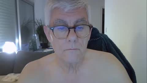 patrick5275 online show from 05-01-26, 04:39