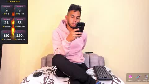 Snapshot of patrick_hot69 chatting on 11-06-25, 02:56 patrick_hot69 online show from 11-06-25, 02:56