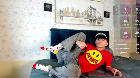 Snapshot of patrick_sanzz chatting on 02-21-25, 01:00 patrick online show from 02-21-25, 01:00