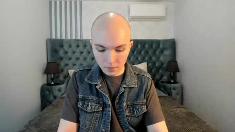 Patrick online show from 05-27-26, 01:57