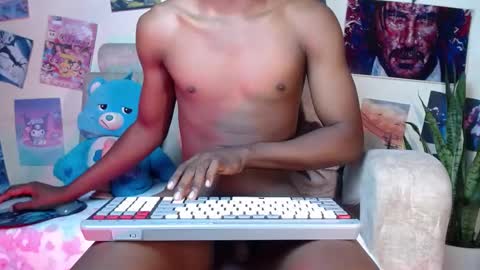 Snapshot of patrickvans chatting on 02-06-25, 02:04 Patrick online show from 02-06-25, 02:04