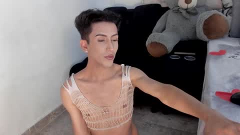 Snapshot of patrik_12 chatting on 06-04-26, 02:50 patrik online show from 06-04-26, 02:50
