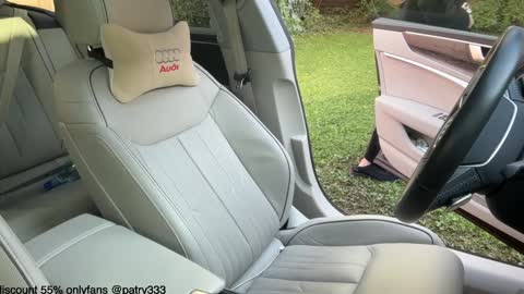 Snapshot of patry333 chatting on 10-10-25, 06:45 Andreea online show from 10-10-25, 06:45