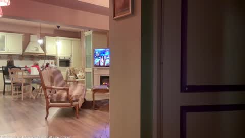 Snapshot of patry333 chatting on 11-04-25, 07:35 Andreea online show from 11-04-25, 07:35