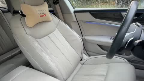 Snapshot of patry333 chatting on 11-12-25, 06:03 Andreea online show from 11-12-25, 06:03