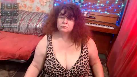 PatsyORose online show from 03-18-26, 04:37