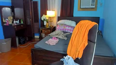 Snapshot of pau_kink95 chatting on 11-25-25, 07:25 Paula online show from 11-25-25, 07:25