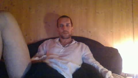 Snapshot of paueriwan chatting on 03-12-25, 12:10 paueriwan online show from 03-12-25, 12:10