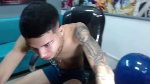 Snapshot of paul_ponce chatting on 06-05-26, 12:44 PAUL online show from 06-05-26, 12:44