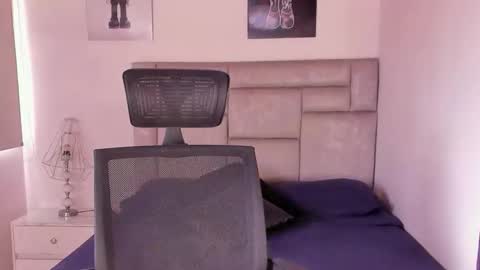 PAUL ROGER online show from 05-26-26, 07:43