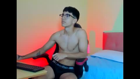 paul_sexycock online show from 02-11-25, 06:22