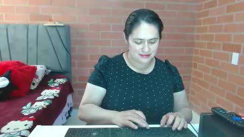 paula__117 online show from 04-07-26, 07:25