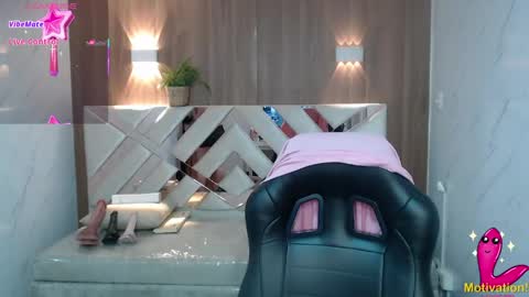 Snapshot of paula_b_ chatting on 05-09-26, 12:54 Paula online show from 05-09-26, 12:54