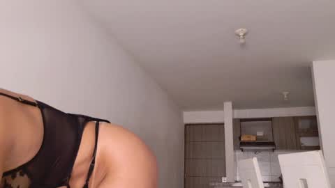 Snapshot of paula_brown88 chatting on 05-30-26, 09:12 PAULA BROWN online show from 05-30-26, 09:12