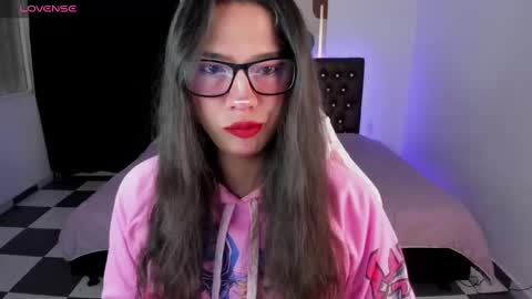Snapshot of paula_kawaiifu chatting on 01-05-25, 02:08 CALL ME PAULA online show from 01-05-25, 02:08
