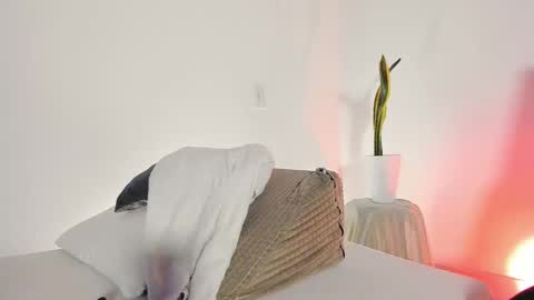 Paula perez - online show from 11-04-25, 03:16