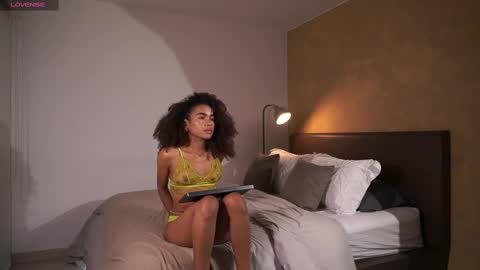 Paula online show from 03-08-25, 12:00