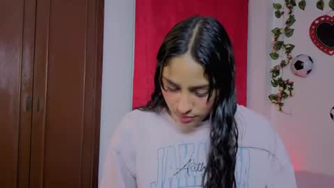 Paula  online show from 07-12-26, 02:46