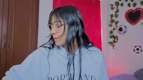 Paula  online show from 07-18-26, 07:39