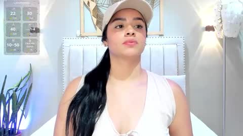      online show from 10-11-25, 07:34