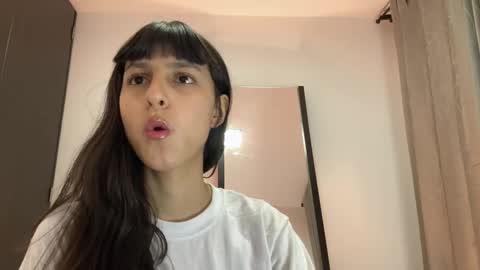   online show from 06-07-26, 03:54