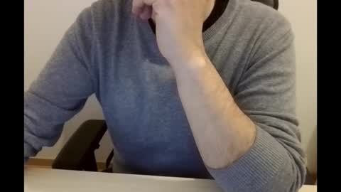 Snapshot of paulbazo83 chatting on 03-27-26, 09:42 paulbazo83 online show from 03-27-26, 09:42