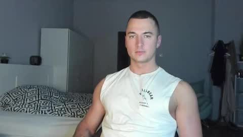 Snapshot of paulblack021 chatting on 11-17-25, 09:20 paulblack021 online show from 11-17-25, 09:20