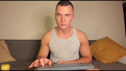 Snapshot of paulblack021 chatting on 11-24-25, 10:53 paulblack021 online show from 11-24-25, 10:53