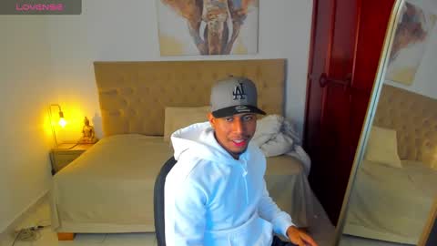 Snapshot of paulcreewx chatting on 01-09-25, 04:30 paul online show from 01-09-25, 04:30