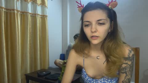 Snapshot of paulettegoddard chatting on 12-08-24, 03:02 Isla Chase online show from 12-08-24, 03:02