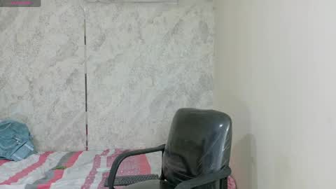 paulina_0_ online show from 05-24-26, 01:27