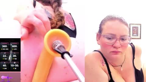 Paulina Davis  online show from 03-08-25, 02:12