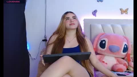 Pau online show from 04-16-26, 03:29