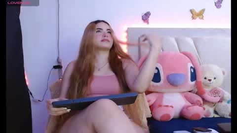 Pau online show from 04-22-26, 03:09