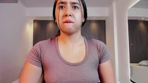 Paulina  online show from 04-21-26, 12:11