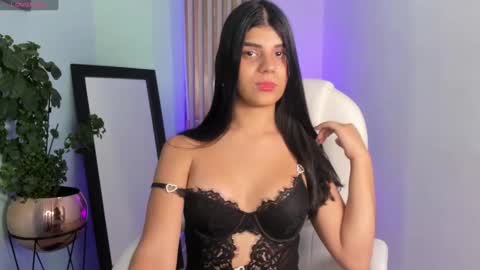 Paulina Belle online show from 01-26-25, 07:42