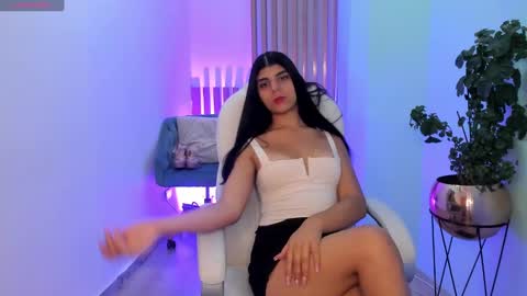 Paulina Belle online show from 02-05-25, 05:20