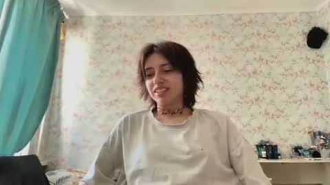 Snapshot of paulitabetenson chatting on 06-22-26, 07:05 lilyyyyy online show from 06-22-26, 07:05