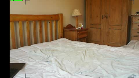 paullie2011 online show from 11-03-25, 10:16