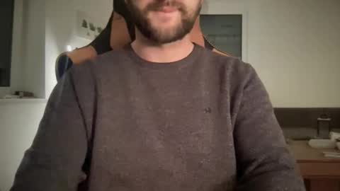 Snapshot of paulsimpsn chatting on 12-22-25, 05:54 love bush online show from 12-22-25, 05:54