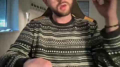 Snapshot of paulsimpsn chatting on 03-12-26, 04:02 love bush online show from 03-12-26, 04:02