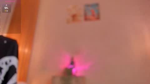 Snapshot of pawggirl18 chatting on 04-30-26, 08:57 Dani online show from 04-30-26, 08:57