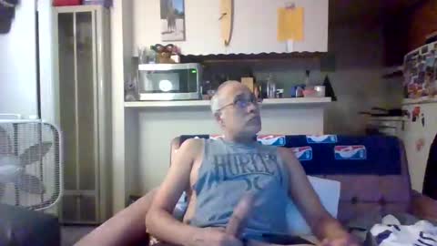 Snapshot of pawgkiller chatting on 10-18-25, 04:37 pawgkiller online show from 10-18-25, 04:37